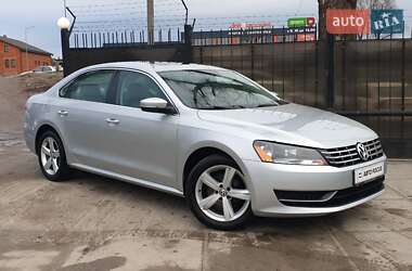 Седан Volkswagen Passat 2013 в Киеве