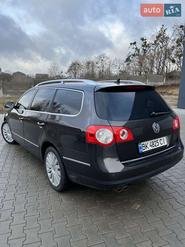 Универсал Volkswagen Passat 2010 в Сарнах