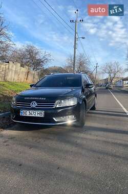 Універсал Volkswagen Passat 2011 в Вознесенську