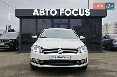 Седан Volkswagen Passat 2014 в Киеве