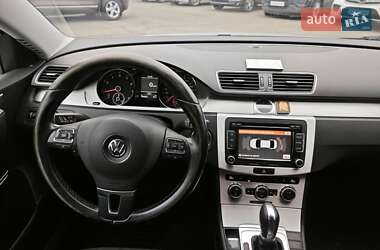 Седан Volkswagen Passat 2014 в Киеве