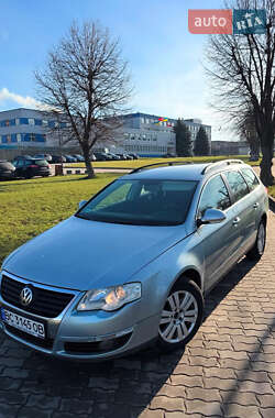 Універсал Volkswagen Passat 2005 в Сокалі