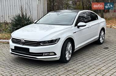 Седан Volkswagen Passat 2018 в Одесі