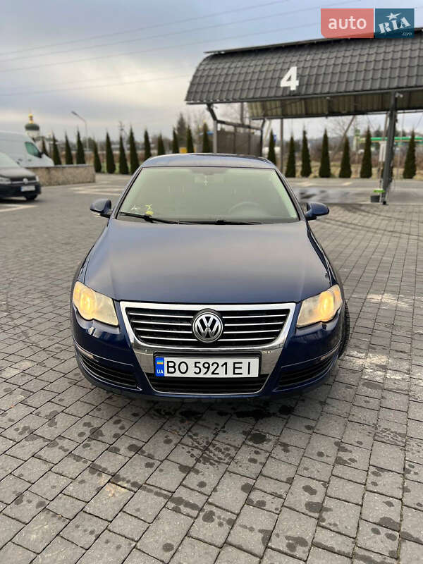 Седан Volkswagen Passat 2005 в Тернополе