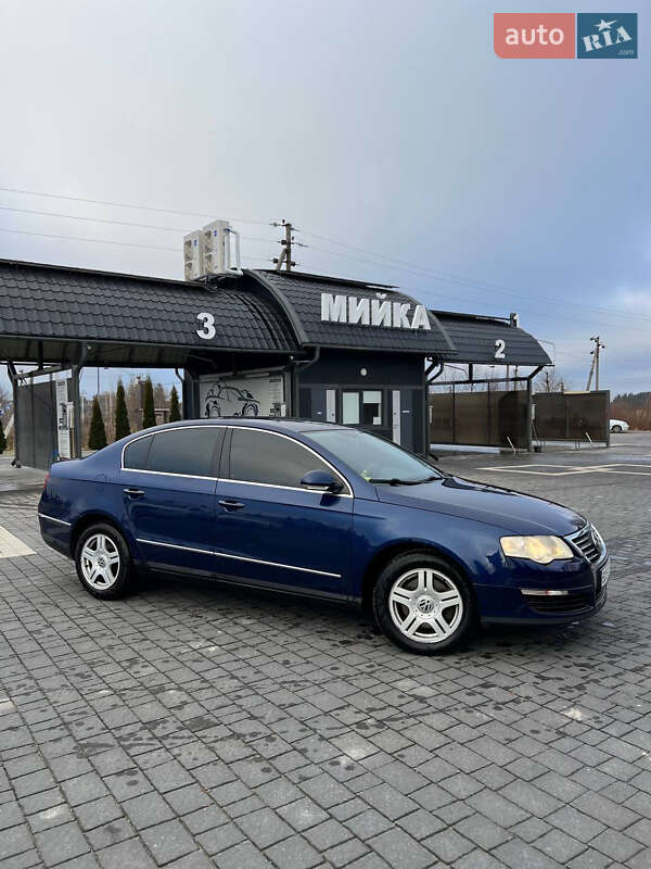 Седан Volkswagen Passat 2005 в Тернополе