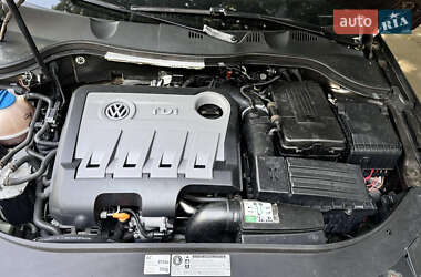 Седан Volkswagen Passat 2012 в Запорожье