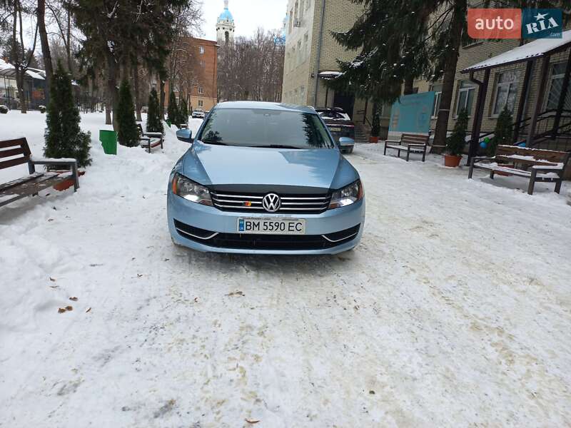 Седан Volkswagen Passat 2012 в Сумах