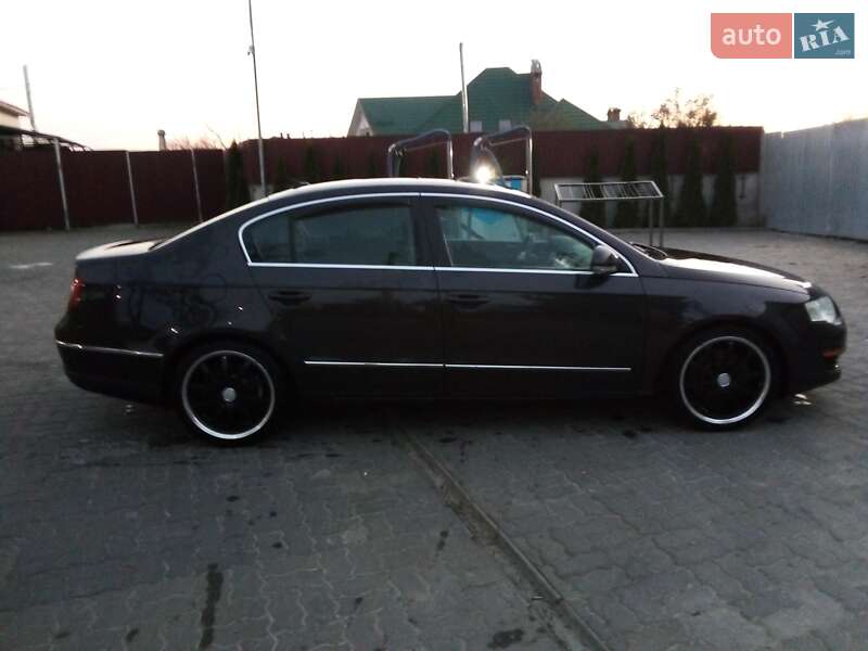 Седан Volkswagen Passat 2008 в Львове