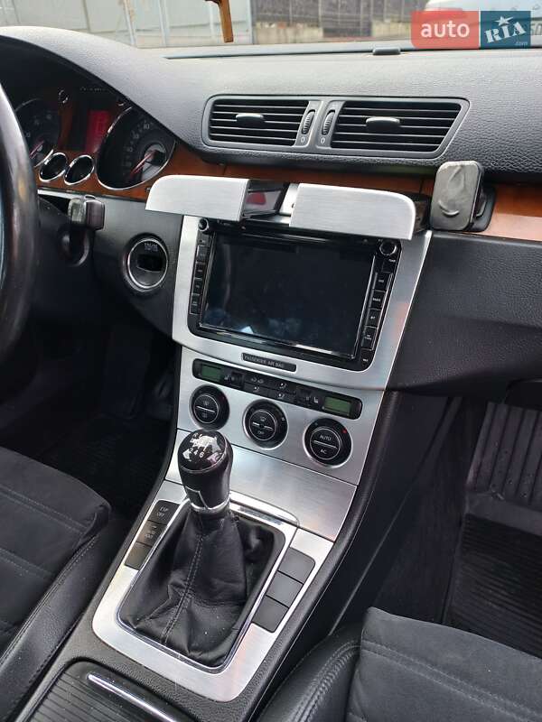 Універсал Volkswagen Passat 2007 в Винниках