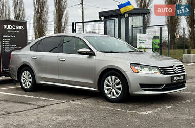 Седан Volkswagen Passat 2012 в Кременчуці