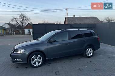 Универсал Volkswagen Passat 2011 в Костополе