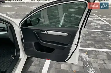 Volkswagen Passat 2013