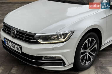 Седан Volkswagen Passat 2018 в Киеве