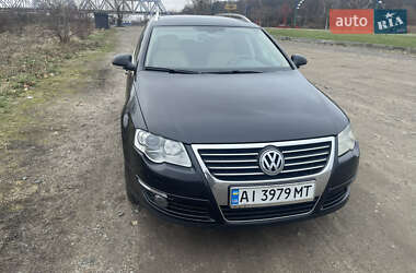 Універсал Volkswagen Passat 2008 в Ірпені