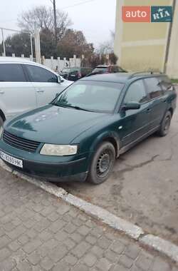 Універсал Volkswagen Passat 1998 в Львові