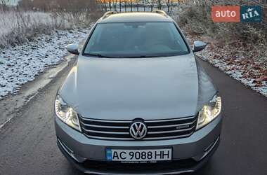 Універсал Volkswagen Passat 2012 в Луцьку