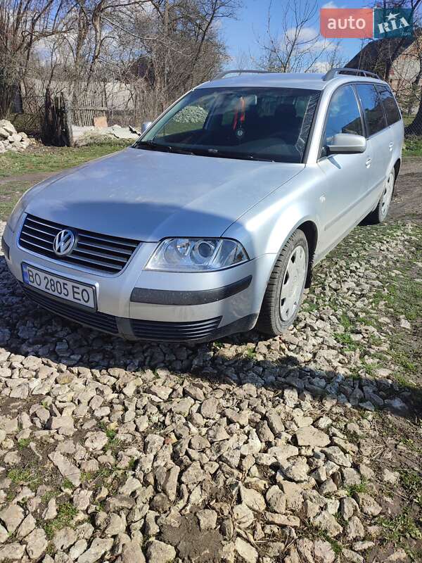 Універсал Volkswagen Passat 2003 в Зборові