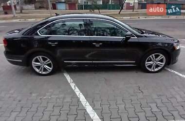 Седан Volkswagen Passat 2015 в Киеве