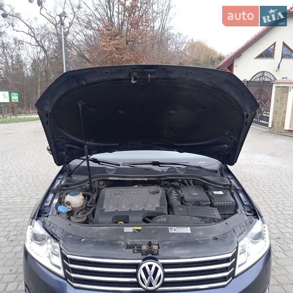 Универсал Volkswagen Passat 2014 в Львове