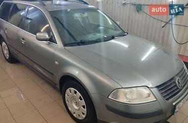 Универсал Volkswagen Passat 2002 в Днепре