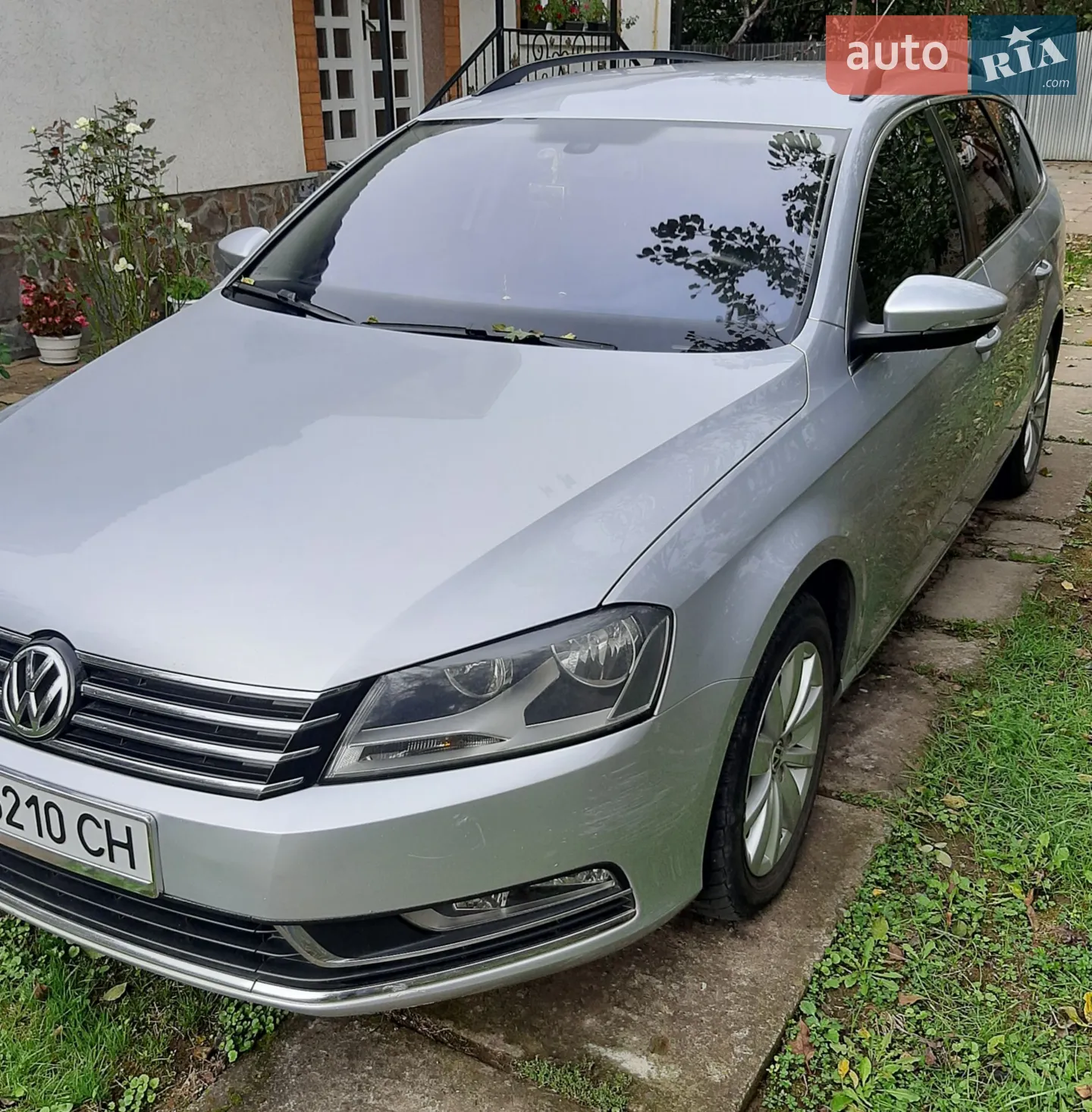 2011 Volkswagen Passat - мініатюра 2
