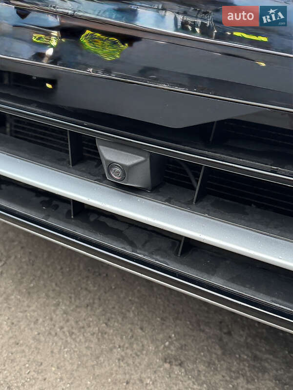 Універсал Volkswagen Passat 2015 в Києві