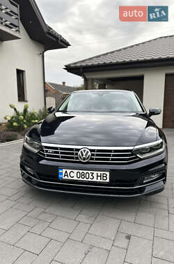 Седан Volkswagen Passat 2018 в Луцьку