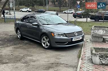 Седан Volkswagen Passat 2012 в Баранівці