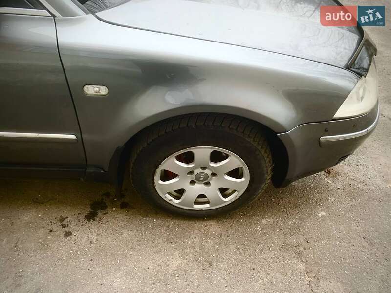 Седан Volkswagen Passat 2002 в Тернополе