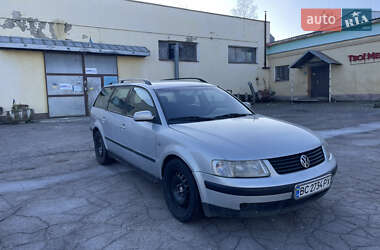 Универсал Volkswagen Passat 2000 в Ровно