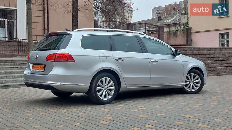 Универсал Volkswagen Passat 2015 в Одессе