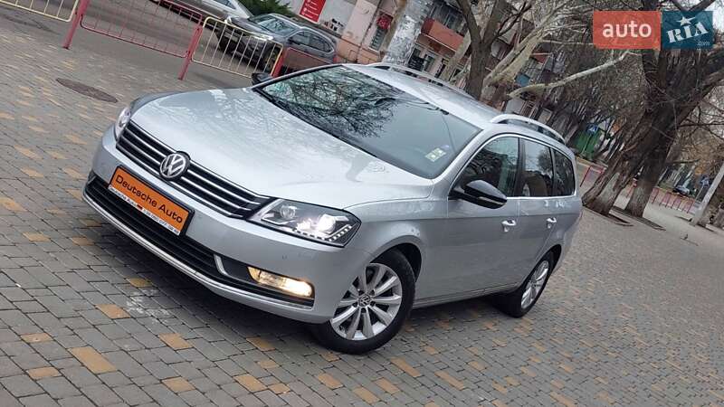 Универсал Volkswagen Passat 2015 в Одессе