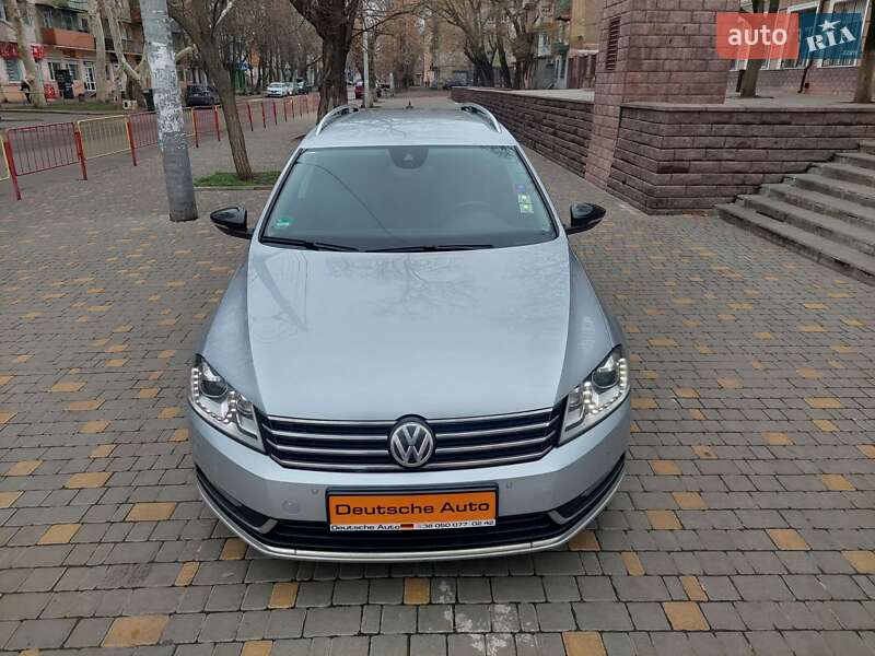 Универсал Volkswagen Passat 2015 в Одессе