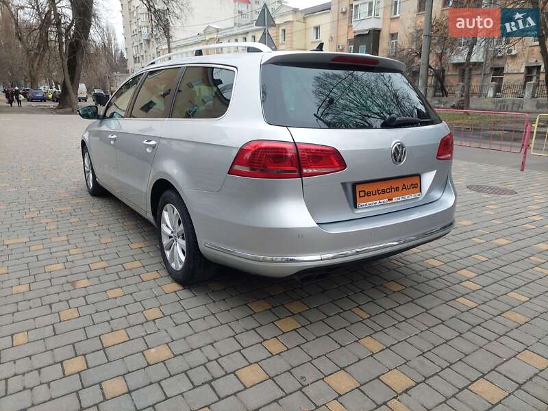 Универсал Volkswagen Passat 2015 в Одессе