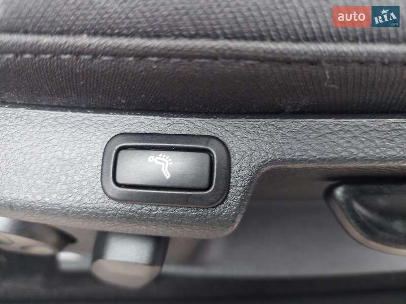 Универсал Volkswagen Passat 2015 в Одессе