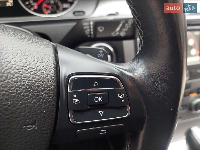 Универсал Volkswagen Passat 2015 в Одессе