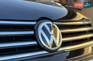 Универсал Volkswagen Passat 2012 в Косове