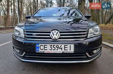 Седан Volkswagen Passat 2013 в Черновцах