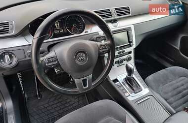 Седан Volkswagen Passat 2013 в Черновцах