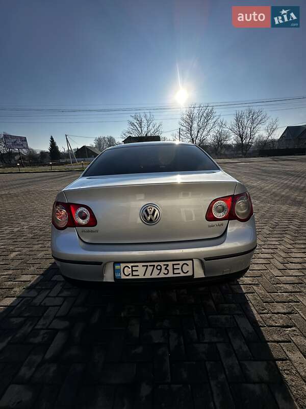 Седан Volkswagen Passat 2005 в Черновцах