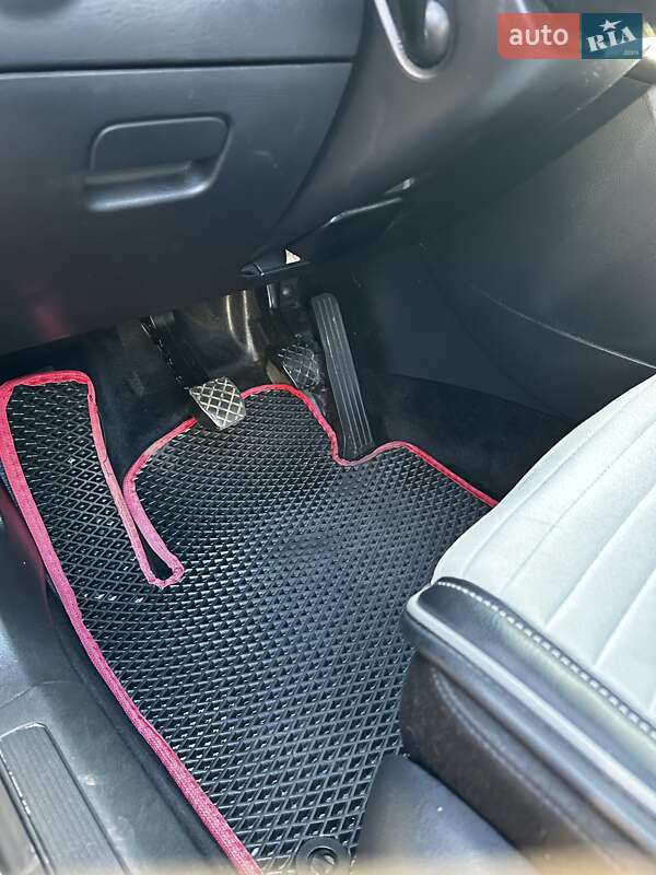 Седан Volkswagen Passat 2005 в Черновцах