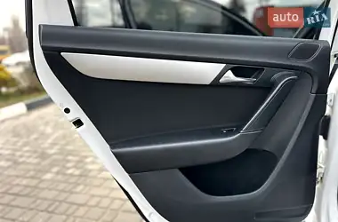 Volkswagen Passat 2011