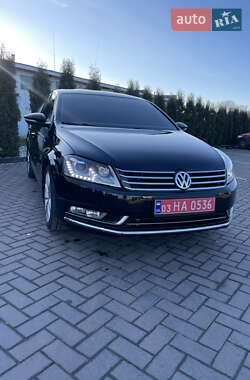 Седан Volkswagen Passat 2011 в Любарі