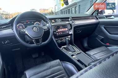 Універсал Volkswagen Passat 2015 в Трускавці