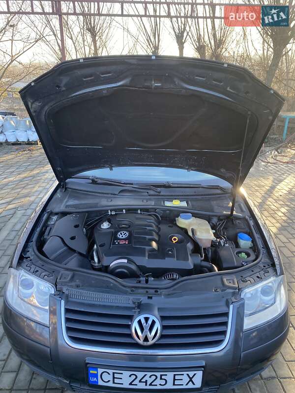 Универсал Volkswagen Passat 2003 в Черновцах