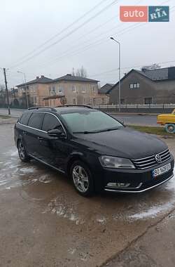 Універсал Volkswagen Passat 2011 в Товсте