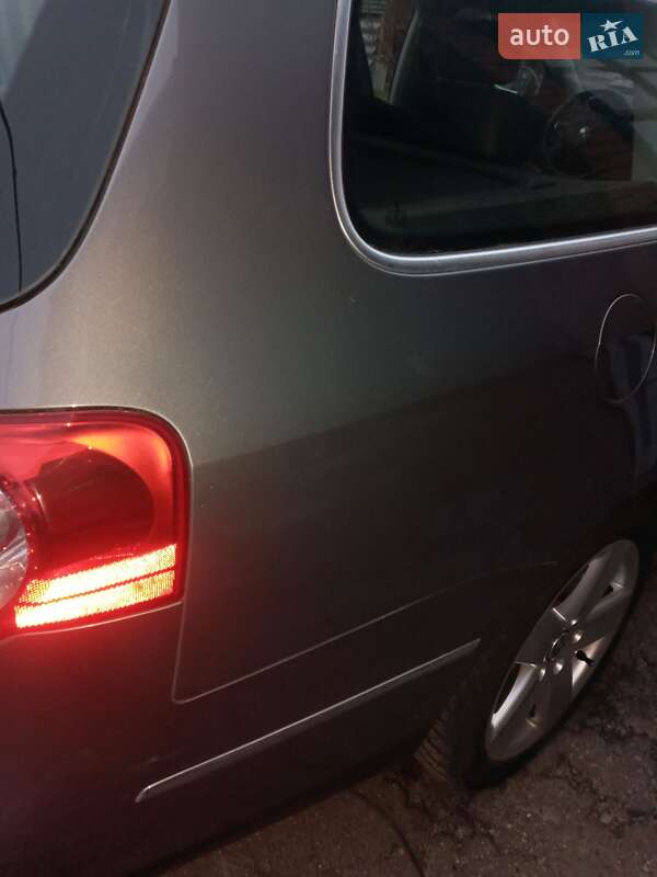 Универсал Volkswagen Passat 2006 в Полтаве