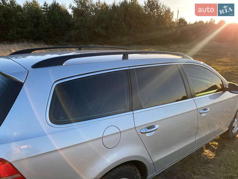 Універсал Volkswagen Passat 2013 в Радехові