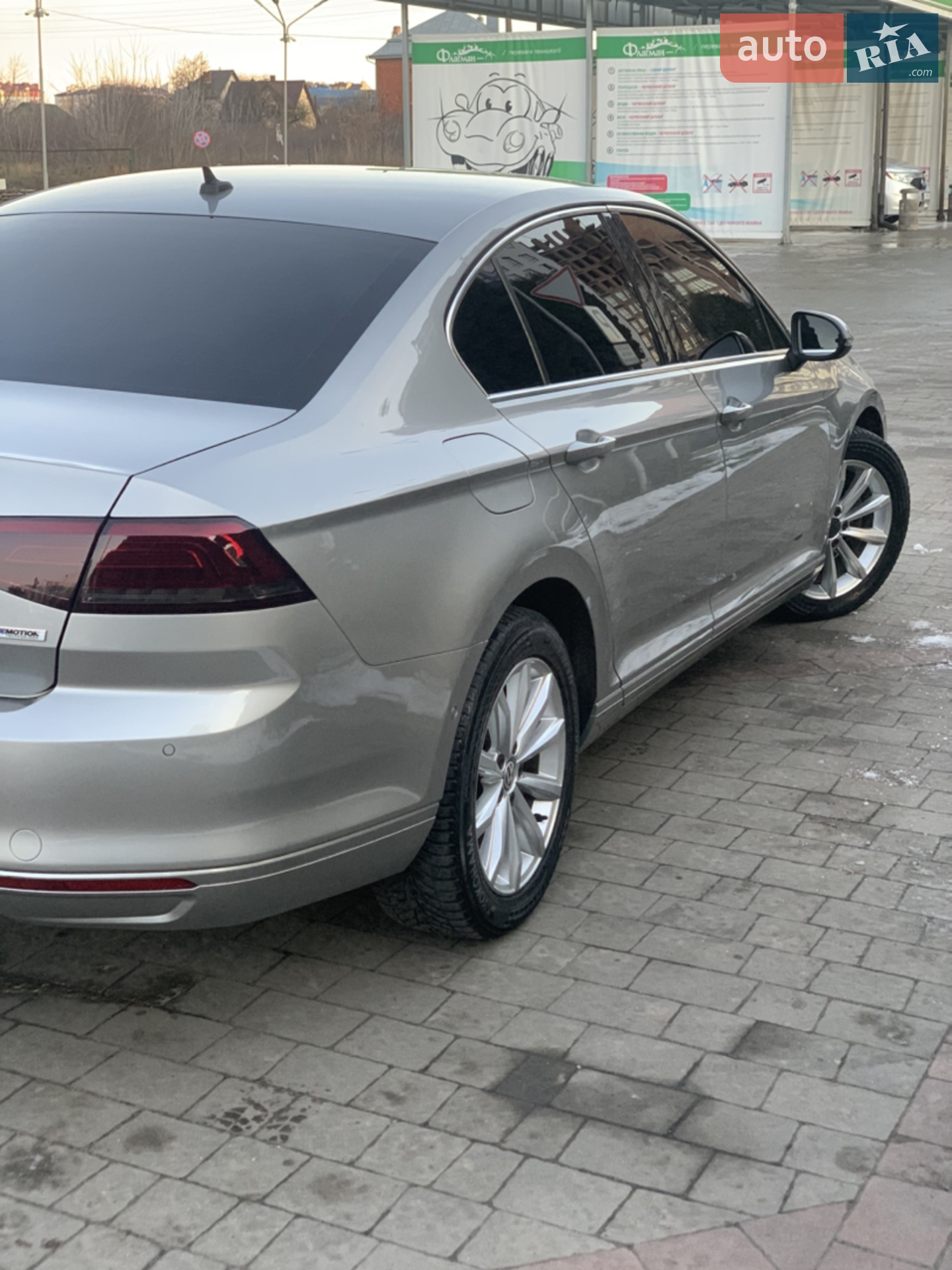 Volkswagen Passat 2015 VIN WVWZZZ3CZFE494747 фото оголошення 4 з 21