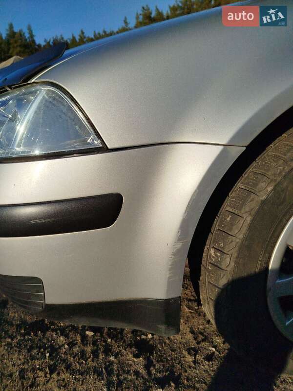 Универсал Volkswagen Passat 2000 в Харькове